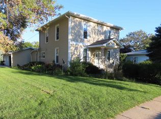 1182 N 7th St, David City, NE 68632