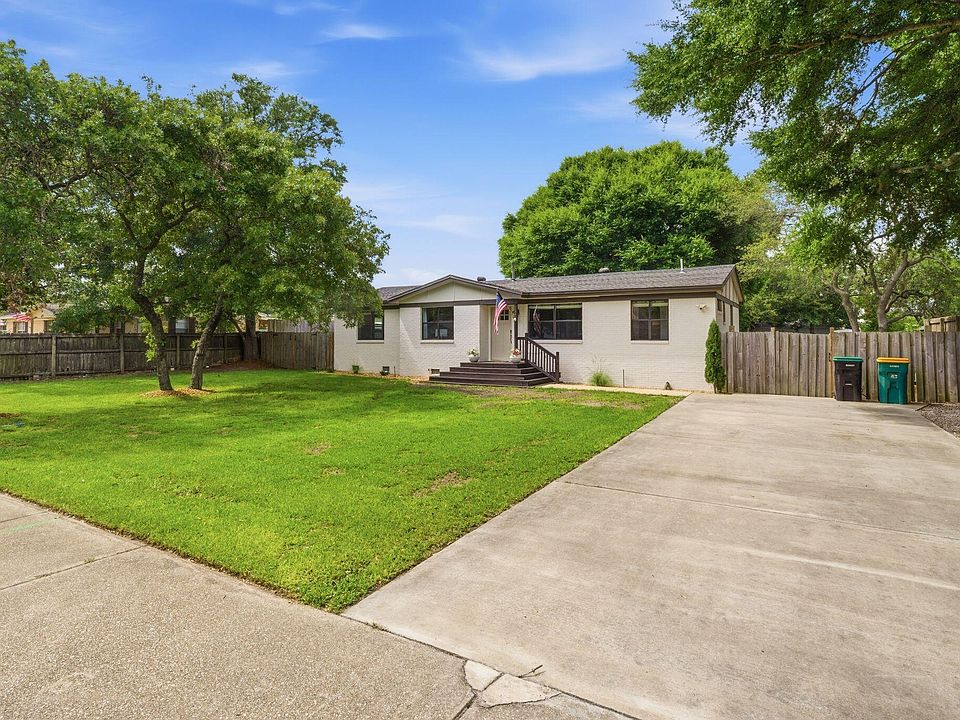 1st image of 623 Mimosa Ave