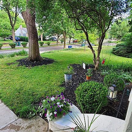 4th image of 211 S 18th St