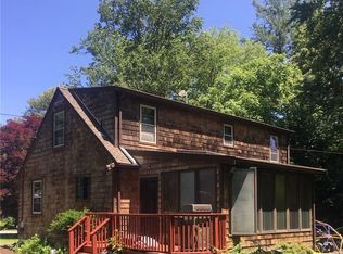 36 Peeptoad Rd, Scituate, RI 02857