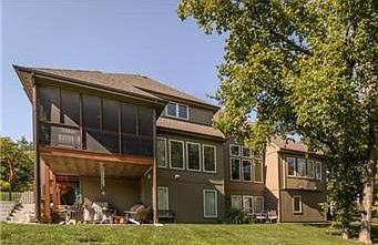 4th image of 4501 NE Georgian Dr