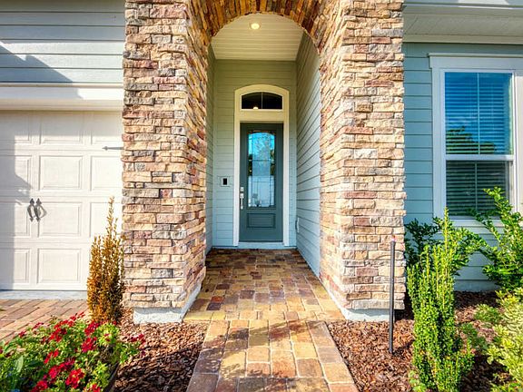 3rd image of 700 Tintamarre Dr