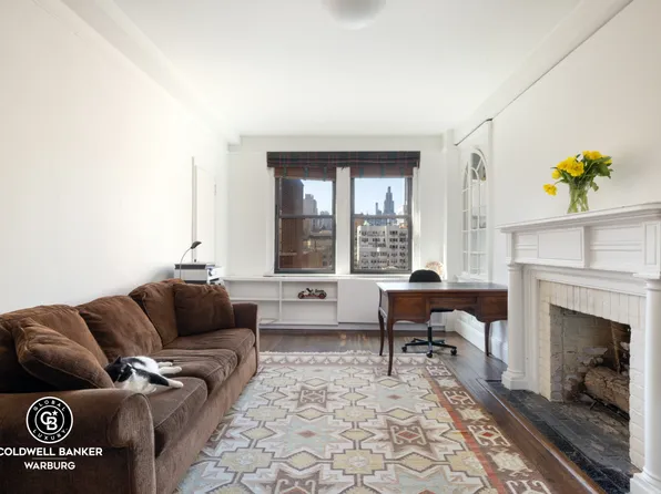 170 East 79th Street 9/10B image 10 of 11