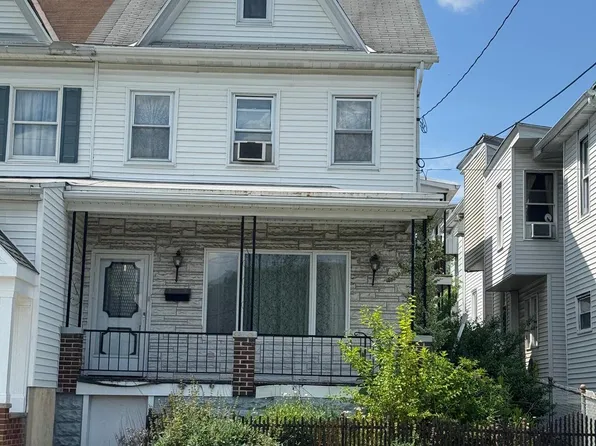 355 W Willing St, Tamaqua, PA 18252