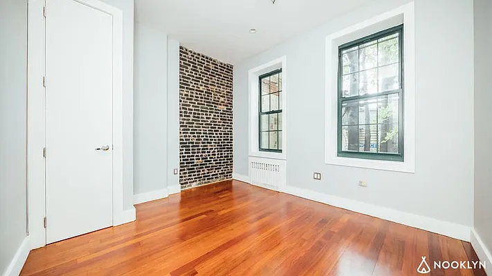 Rented by Nooklyn NYC LLC | media 22
