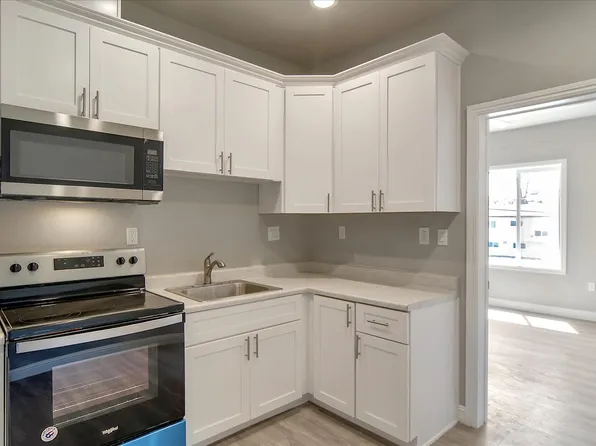 298 N 7th St #220, San Jose, CA 95112
