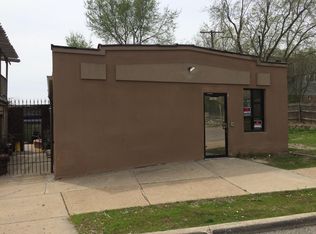 1021 E 34th St, Kansas City, MO 64109