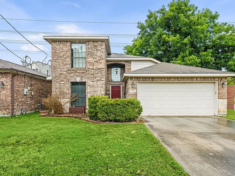 5102 Hardy St — Photo 1