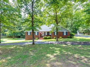 106 Parkwood Ln, Hohenwald, TN 38462