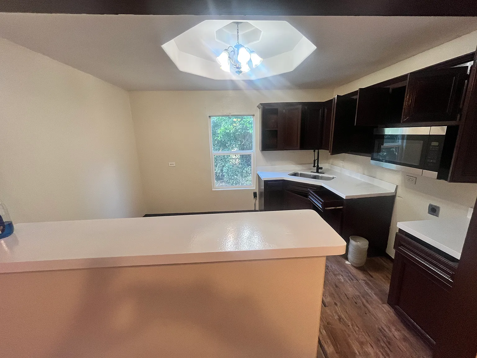 3 bed, 1240 sqft, $1,300 — Photo 4