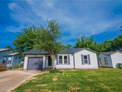 420 Harrison Ln, Hurst, TX, 76053