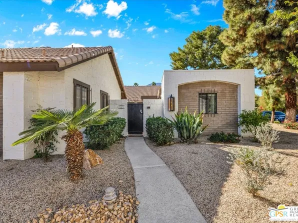 2247 Miramonte Cir W Unit C, Palm Springs, CA 92264