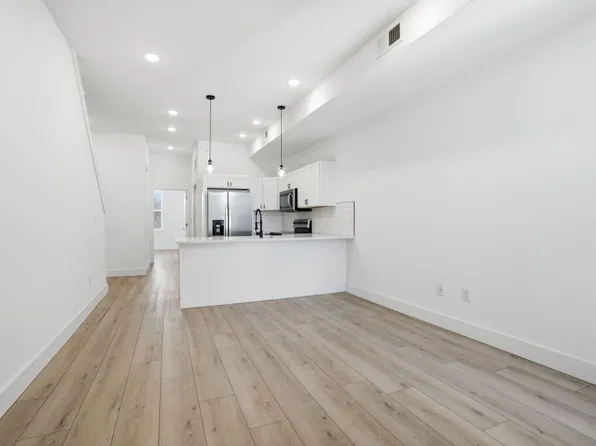 147 N Gross St #2, Philadelphia, PA 19139