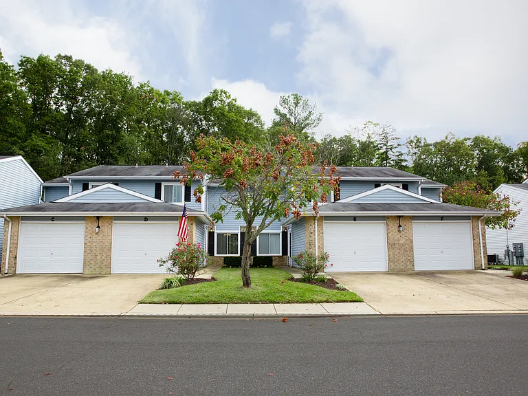 Glenn Forest - Liberty Military Housing — Photo 20
