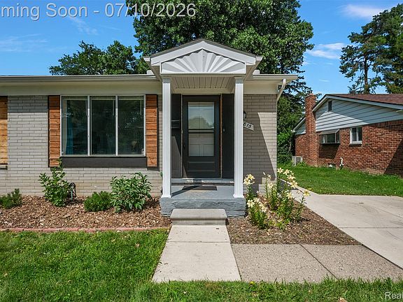 2nd image of 29815 Marshall St