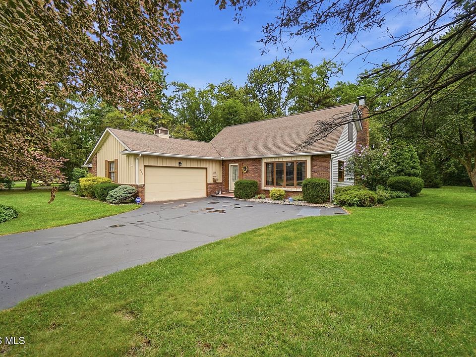 1st image of 354 Colony Rd