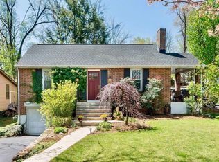 6 Woodrow Ave, Staunton, VA 24401