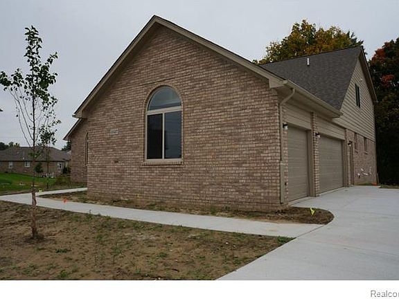 2nd image of 55617 Irvin Dr