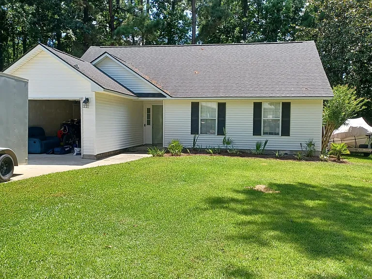 112 Jigsaw Rd — Photo 1