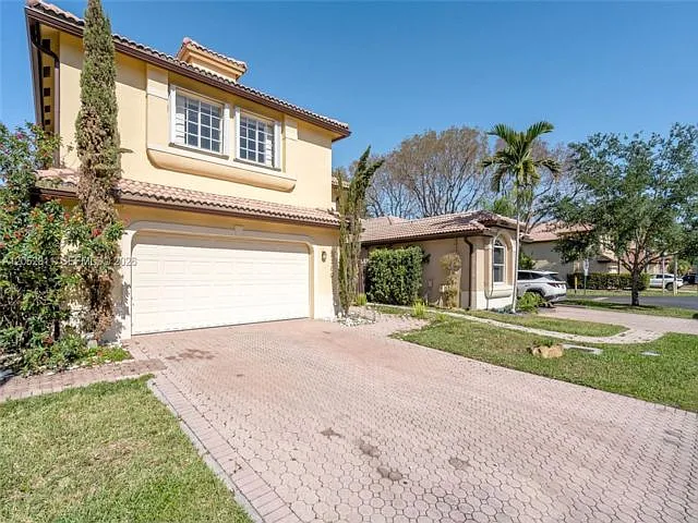 5160 NW 112th Ct