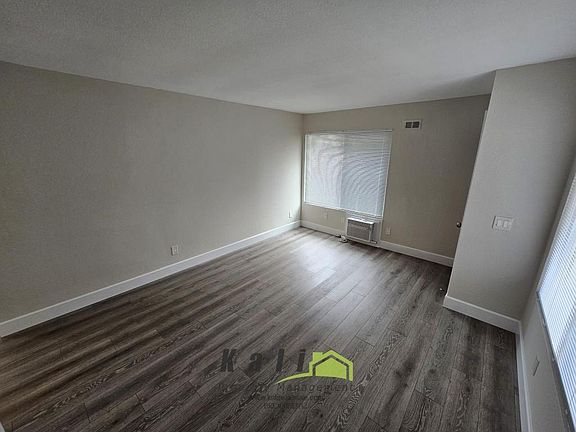 5th image of 1787 Bayview Heights Dr Unit 74