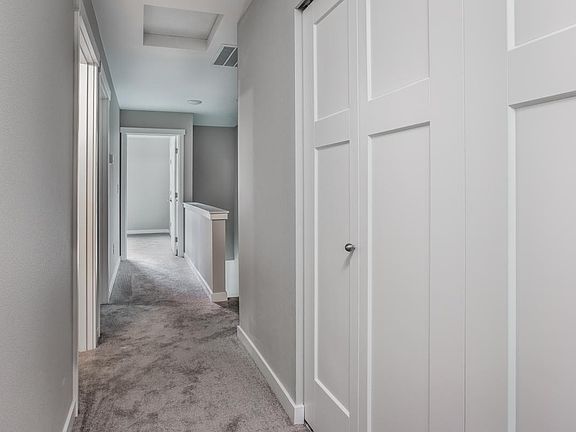 5th image of 518 Oso Berry St NW #2