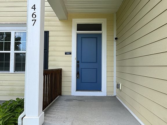 2nd image of 467 Chinook Dr