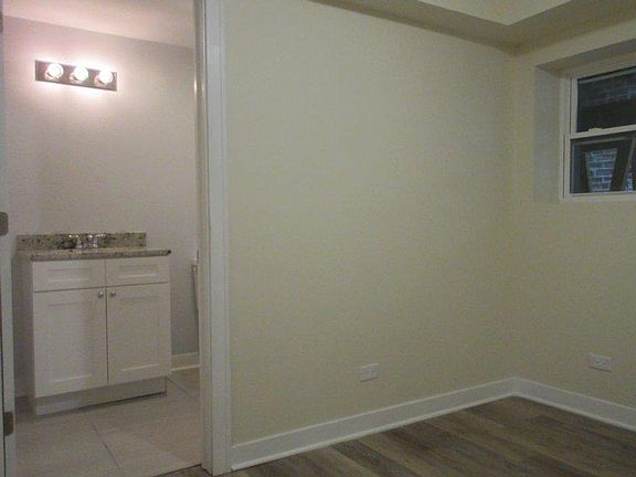 4th image of 2020 N Bissell St