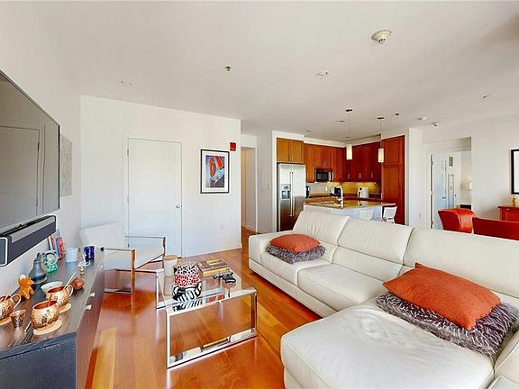 5th image of 200 Exchange St Unit 514