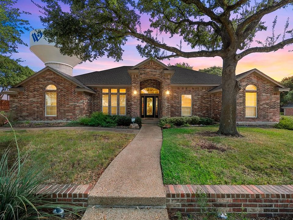 1st image of 2324 Paddington Way