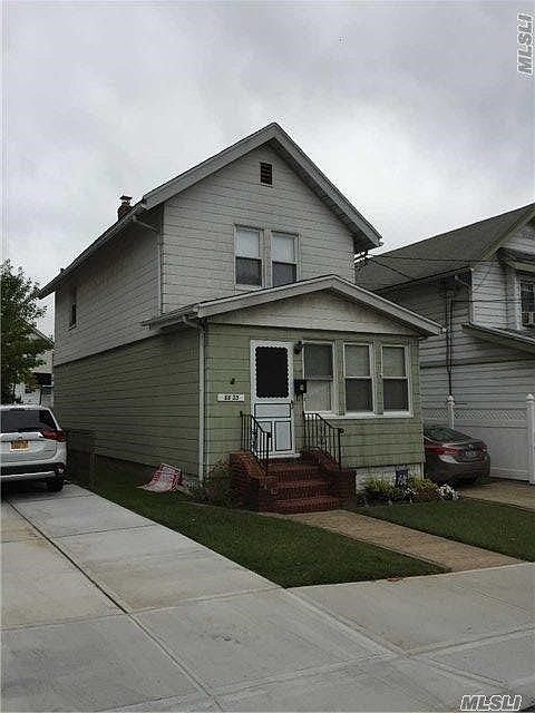 1st image of 8823 212th Pl