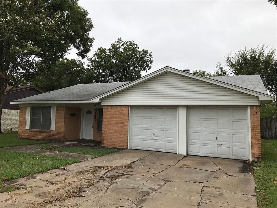 1st image of 2817 Clearbrook Dr