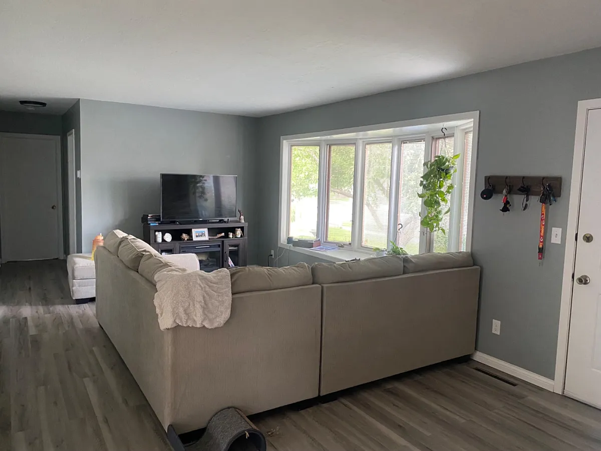 3 bed, 1.5 bath, 1248 sqft, $1,700 — Photo 3