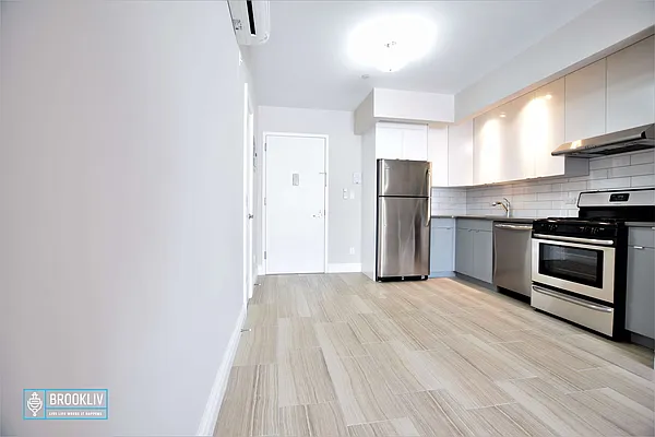 Rented by null | media 14