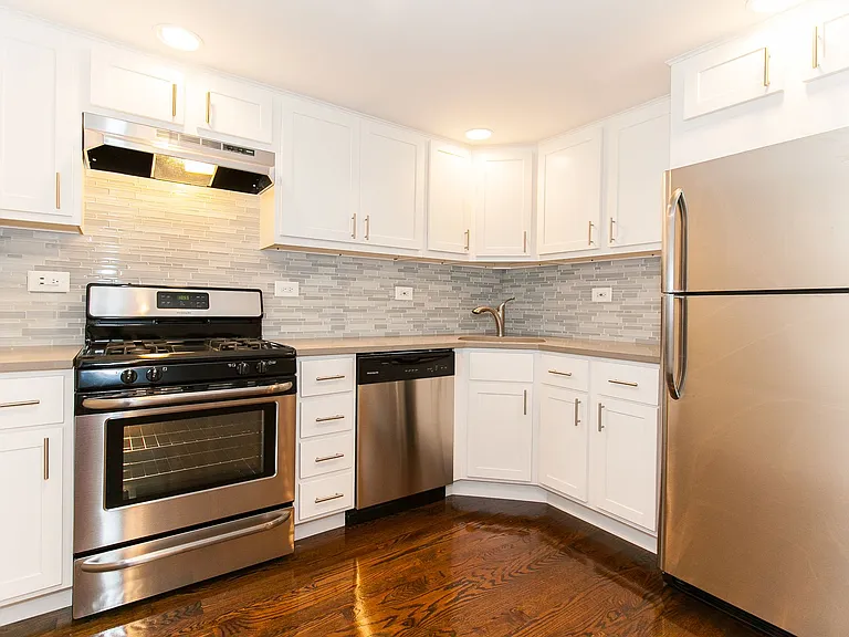 2600-10 N. Racine / 1206-10 W. Wrightwood — Photo 4