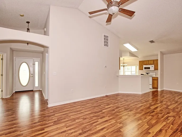 132 Azalea Dr — Photo 10