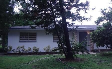 1st image of 623 Ellen Dr