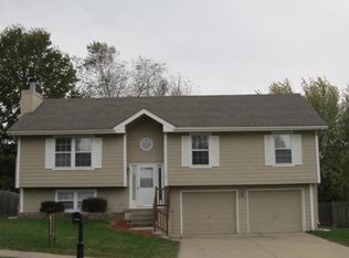 709 Southbrook Pkwy, Kearney, MO 64060