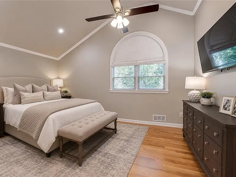 1185 Lake Colony Dr — Photo 27