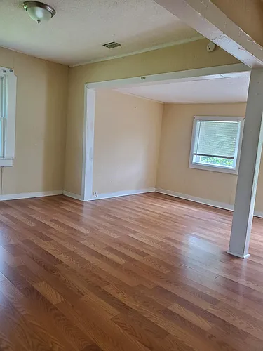 1306 Powhattan St Photo 1