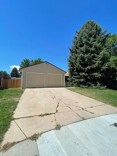 4425 Hollyhock St Photo 1