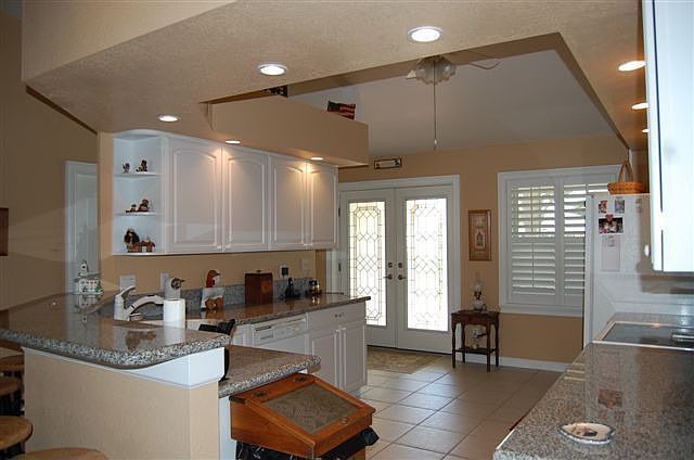 2nd image of 3808 SE 10th Pl