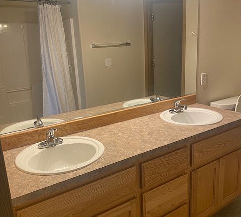 5th image of 2303 NW 4th St #2303