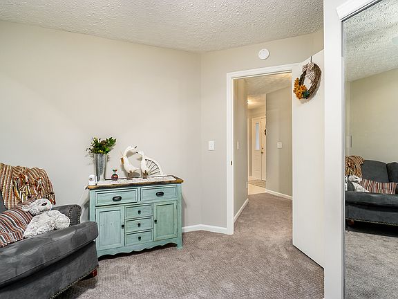 4th image of 5778 Scotia Ct