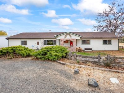 775 SE Tumbleweed Ln, Madras, OR, 97741