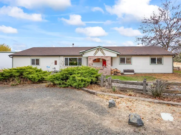 775 SE Tumbleweed Ln, Madras, OR 97741