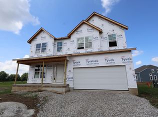 400 Royal Fern Ln, Lewis Center, OH 43035
