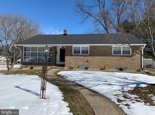 2121 Springhouse Rd, Broomall, PA 19008