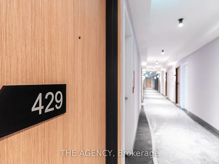 33 Parliament St #429 — Photo 37