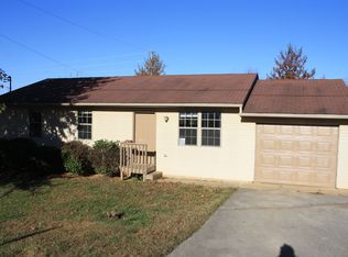 120 Olympia Dr, Bardstown, KY 40004